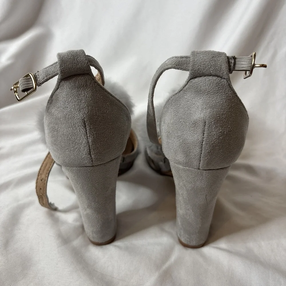 Ashley Stewart Grey Lisa Size 8‎ Pom Pom High Heels Chunky Furry Shoes